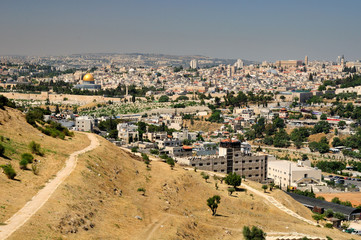 Obraz premium Jerusalem landscape as seen from the mount of olives.