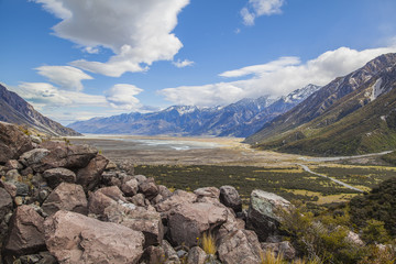 Fototapeta premium Berge und Wege im Mount Cook National Park Neuseeland
