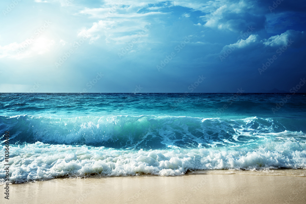 Wall mural waves at seychelles beach