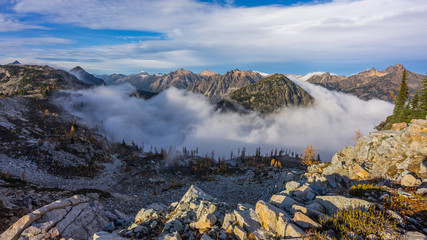 Rocky mountains that propped up the sky, HEATHER-MAPLE PASS LOOP TRAIL, Washington state