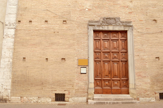 Italienische Kirchentür 