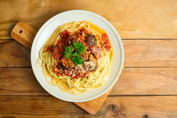.spaghetti and meatballs