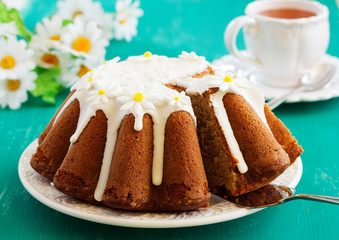 The traditional cake for Easter.