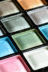 Make up colorful eye shadows
