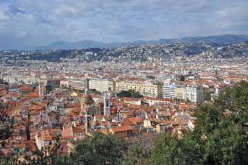 Fototapeta na wymiar Nizza, la città dal parco del Castello