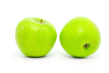 Green apple, isolated on white background