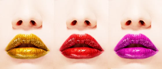 Bunte Lippen. Lippenstifte in vielen verschiedenen Farben. © MoustacheGirl