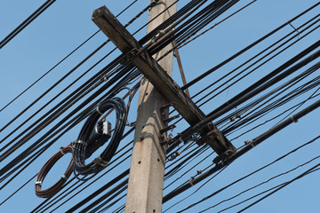 Messy power lines on electric pole