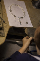 Obraz premium making jewelry