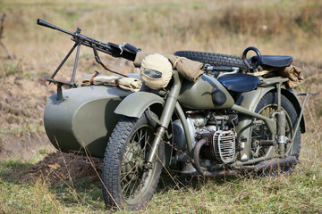 Fototapeta na wymiar Old military motorcycle 