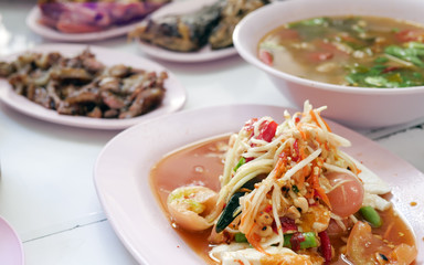 Papaya salad with salted egg