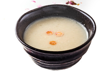 春の甘酒　sweet alcoholic drink made from sake