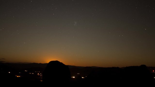 Dolly shot of moon rise - time lapse