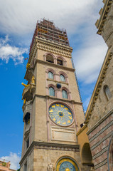 Fototapeta na wymiar Bell Tower,Astronomical clock in the Messina Cathedral.