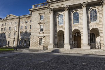 Fototapeta na wymiar DUBLIN -JANUARY 12: Trinity College on January 12, 2015, Dublin.