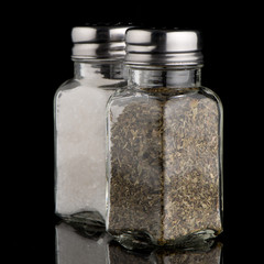  Salt and oregano shakers