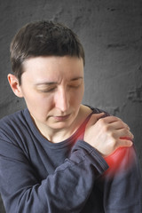 Woman with shoulder pain.