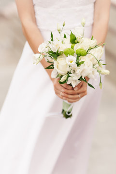 White roses bride bouquet 