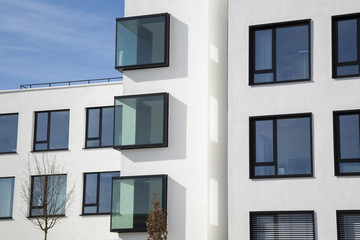 Modern glass architecture © FotoKachna