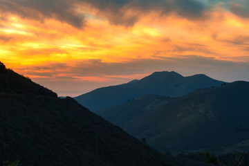 Obraz na płótnie Canvas Mountain with sunset