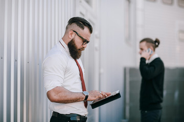 Fototapeta premium business man outside