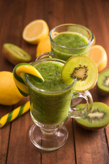 Fat burning kiwi cocktail