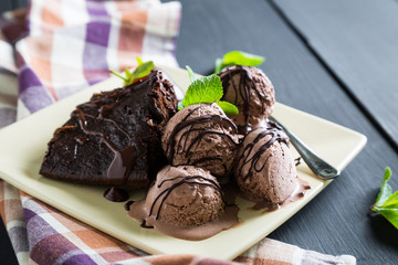 Chocolate ice cream with brownie