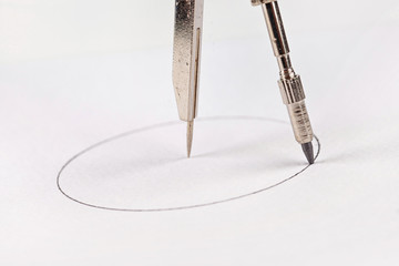 compass drawing circle