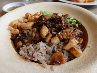 Rice with pork sauce and chilli