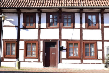 Kleines saniertes Fachwerkhaus
