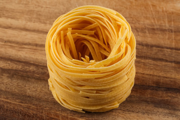 Fettuccine pasta nest