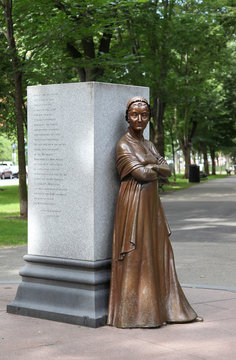 Abigail Adams Statue