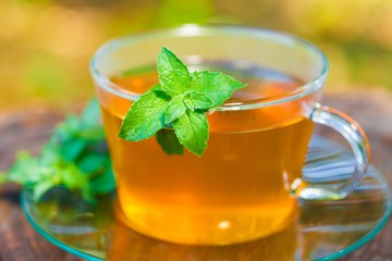 green tea with mint