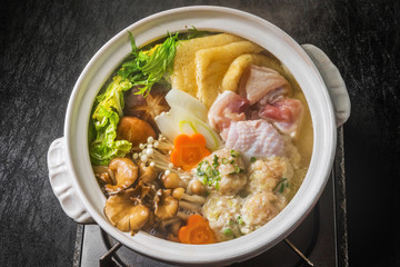 鶏なべちゃんこ　Chicken sumo wrestler's stew Japanese food