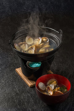 あさりの潮汁　Seafood soup with salt of the clam