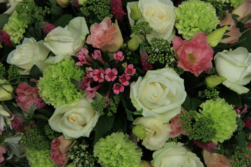 Bridal flowers in white and pink