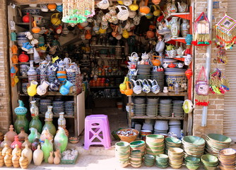 Isfahan - Keramikstand auf dem Basar