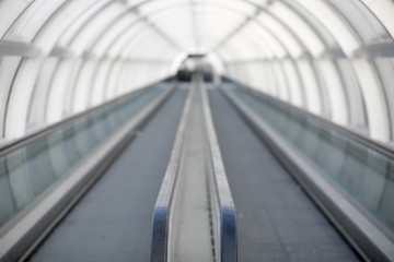 Moving sidewalk