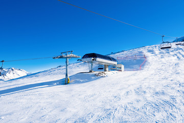 Fototapeta na wymiar chair lift for skiing