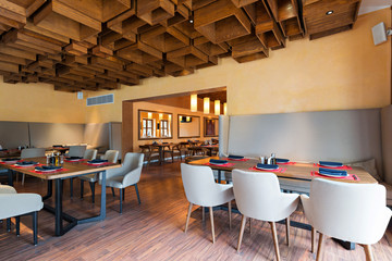Fototapeta na wymiar Classic restaurant interior