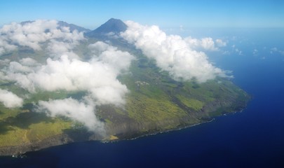 Green landscape of Fogo © LivetImages