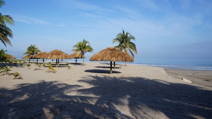 la ceiba beach hondura atlantida destiny
