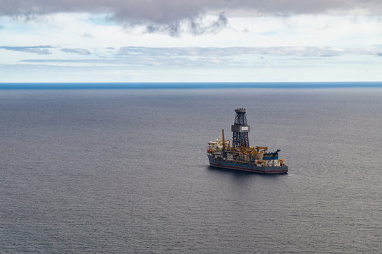 Exploratory offshore drilling by drillship