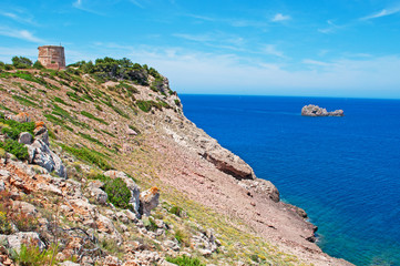 Maiorca, Isole Baleari, Spagna: Torre des Matzoc, la vecchia torre di guardia nel nordest dell'isola, 6 giugno 2012