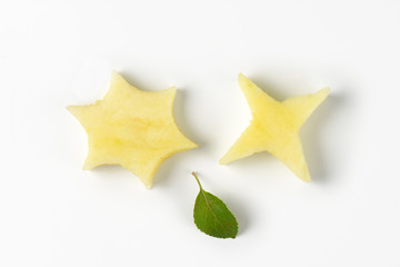 Fototapeta premium star-shaped apple pieces