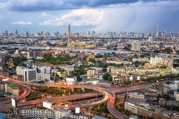 Obraz premium Rama 8 Bridge with Bangkok City