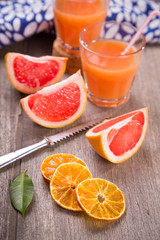 Fototapeta na wymiar juice from grapefruit