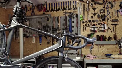 A lot of instruments on mechanic's toolbar. Slider shoot.