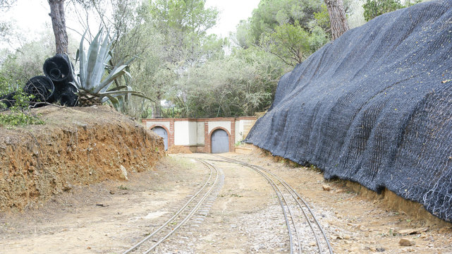 V&iacute;as e infraestructuras del trenecito del parque de la Oreneta, Barcelona