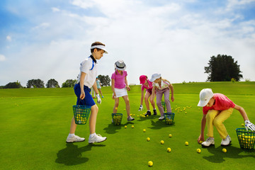 children golf school